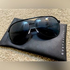 Quay Aviator sunglasses, black